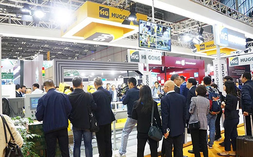 第二届进博会BBIN宝盈集团意大利CEA展位人气爆棚